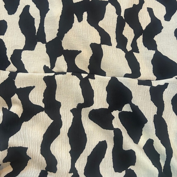 AVA& VIV black and white pattern with bow in front. NWT 1X - Picture 6 of 9